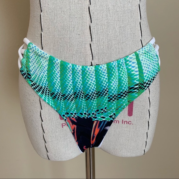 San Lorenzo Reversible Side Strap Bikini Bottom - Picture 2 of 6